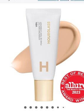 Hourglass Veil Hydrating Skin Tint - 3 fair neutral